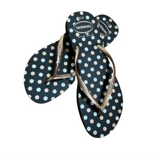 Havaianas Flip Flops Size 8.5 Bronze Upper With Black Sole. Polka-dot Detailing.